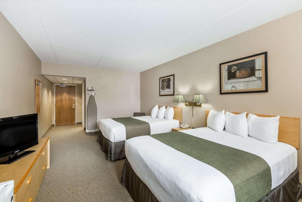 Travelodge By Wyndham דדווד מראה חיצוני תמונה