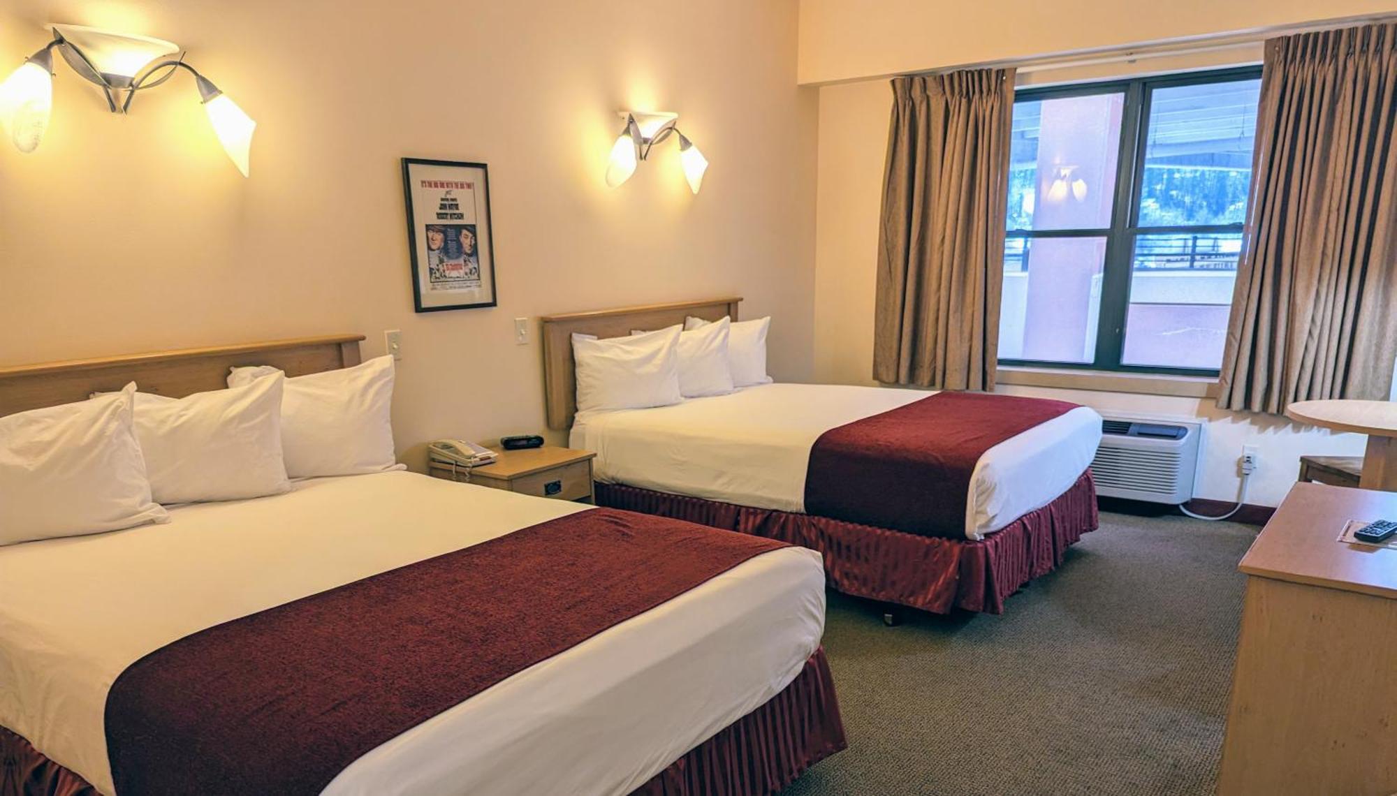 Travelodge By Wyndham דדווד מראה חיצוני תמונה