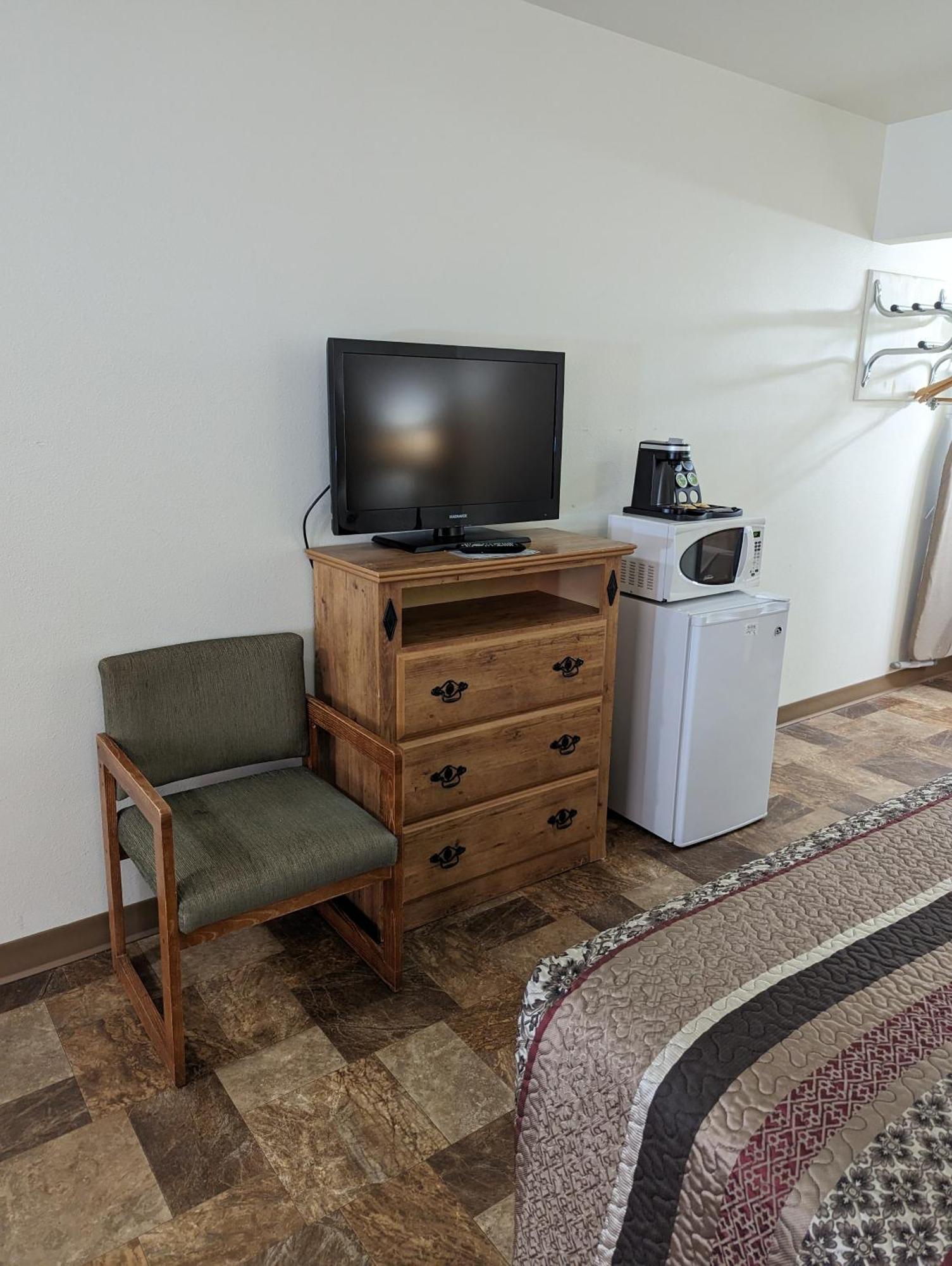 Travelodge By Wyndham דדווד מראה חיצוני תמונה